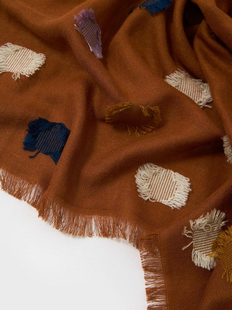 Texture Circle Midweight Scarf in DARK TAN - FLAT DETAIL