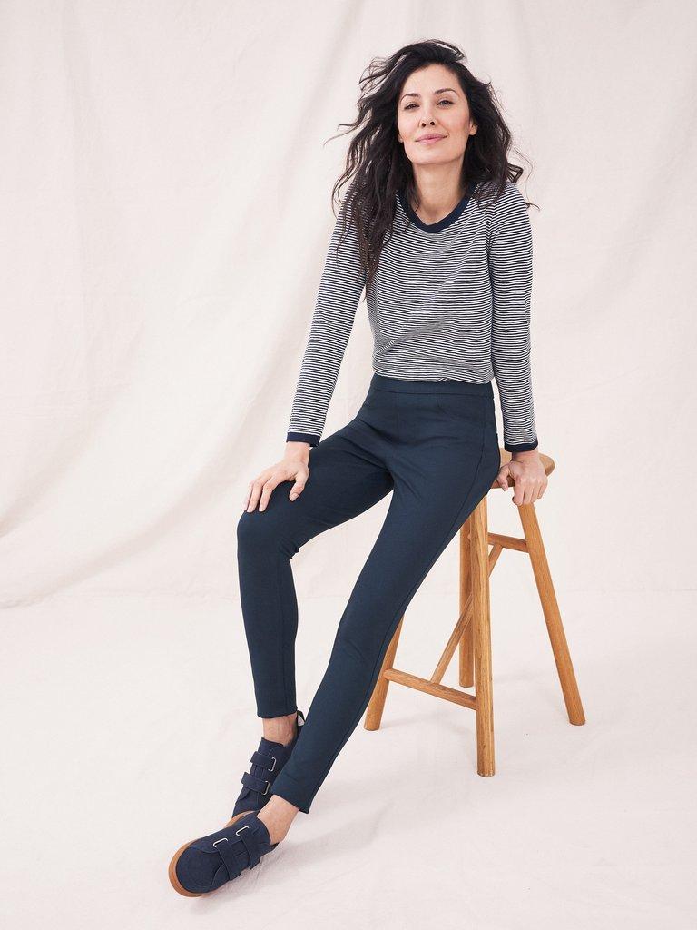 Jodie Ponte Casual Jeggings in DARK NAVY - MODEL FRONT