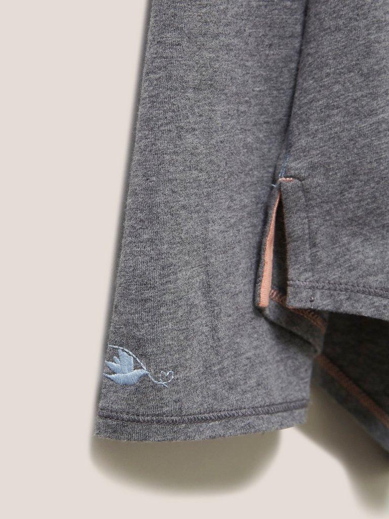 Berry PJ Top in CHARC GREY - FLAT DETAIL