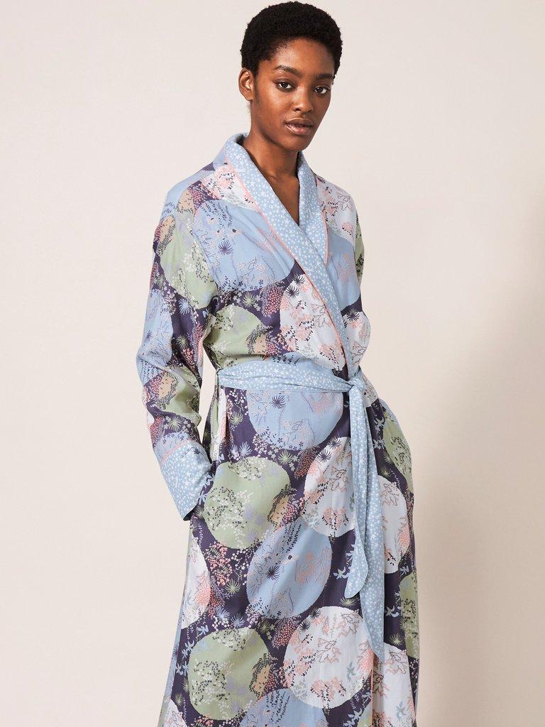 Nina Woven Robe in GREY MLT - MODEL FRONT