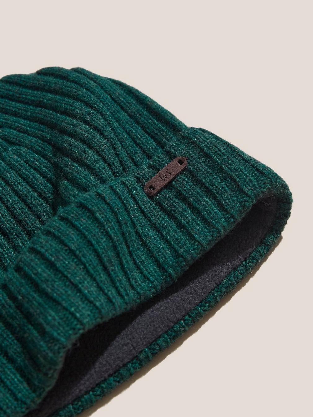 Fisherman Ribbed Beanie in DK GREEN - FLAT DETAIL