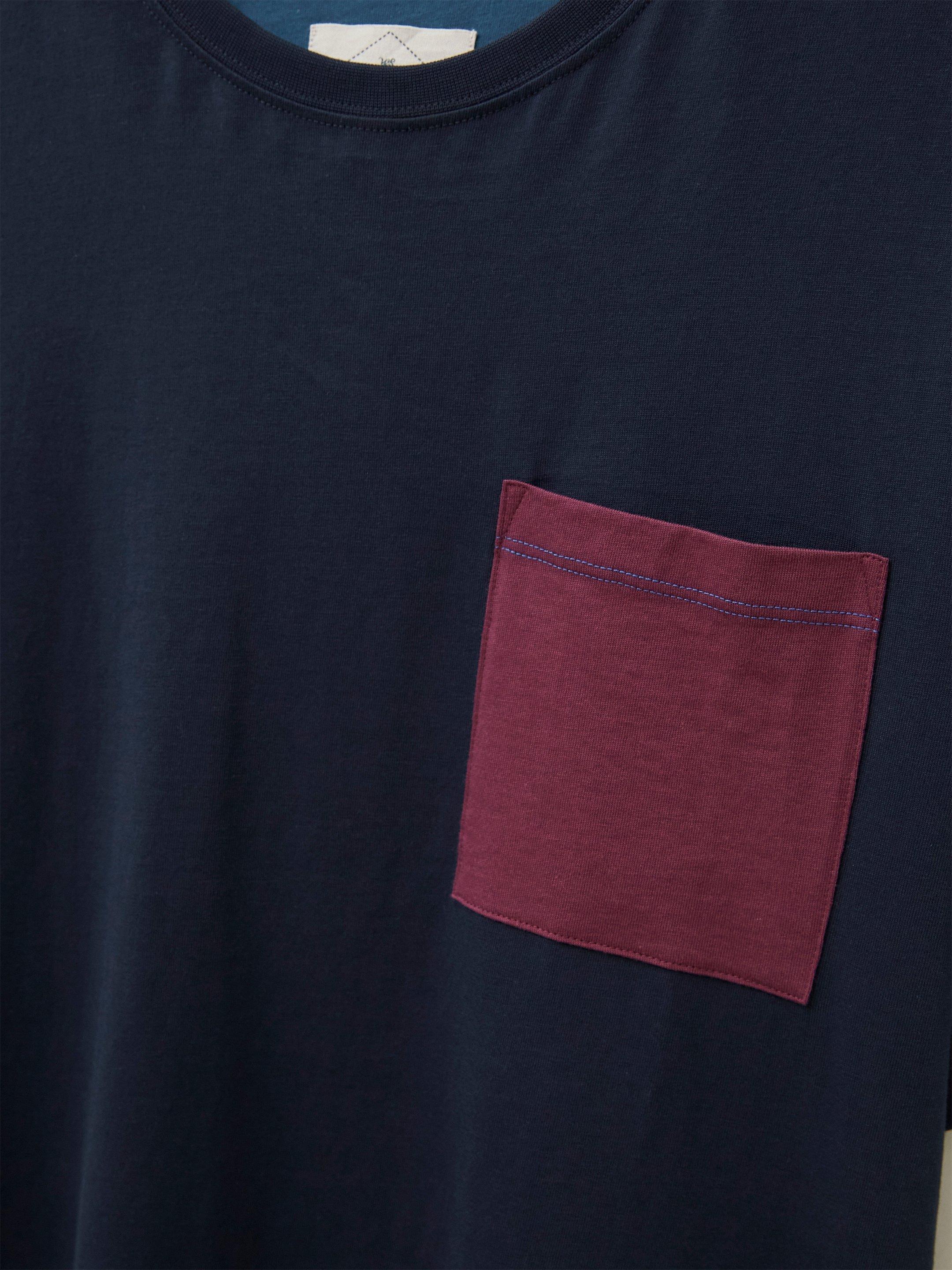 Moor Mercerised Pocket T shirt in DARK NAVY - FLAT DETAIL