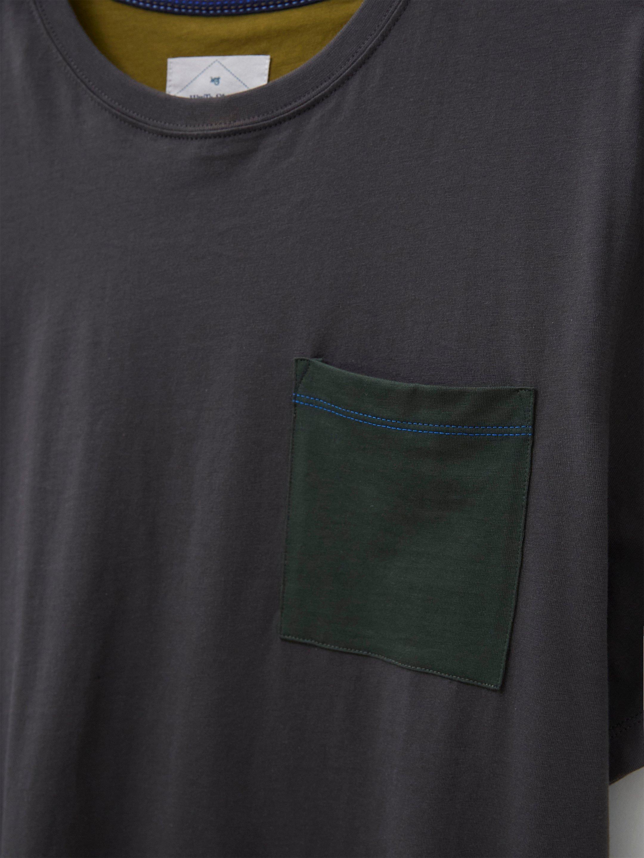 Moor Mercerised Pocket T shirt in WASHED BLK - FLAT DETAIL