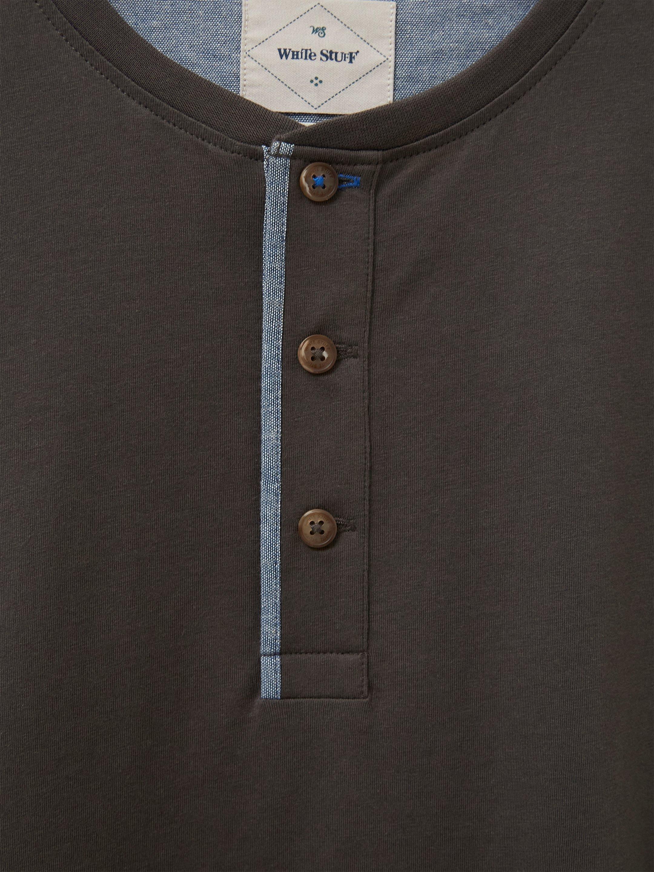 Newhall Mercerised Henley in WASHED BLK - FLAT DETAIL