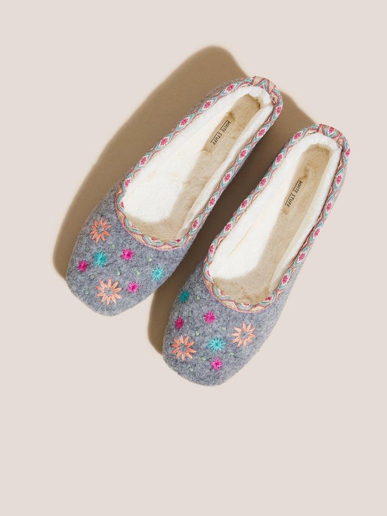 White stuff pom hot sale pom slippers