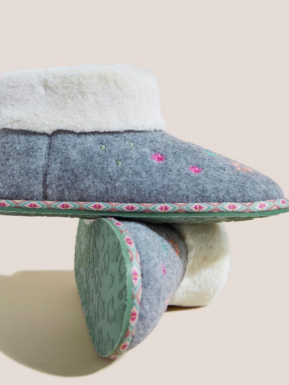 Embroidered Bootie in GREY MLT - FLAT BACK