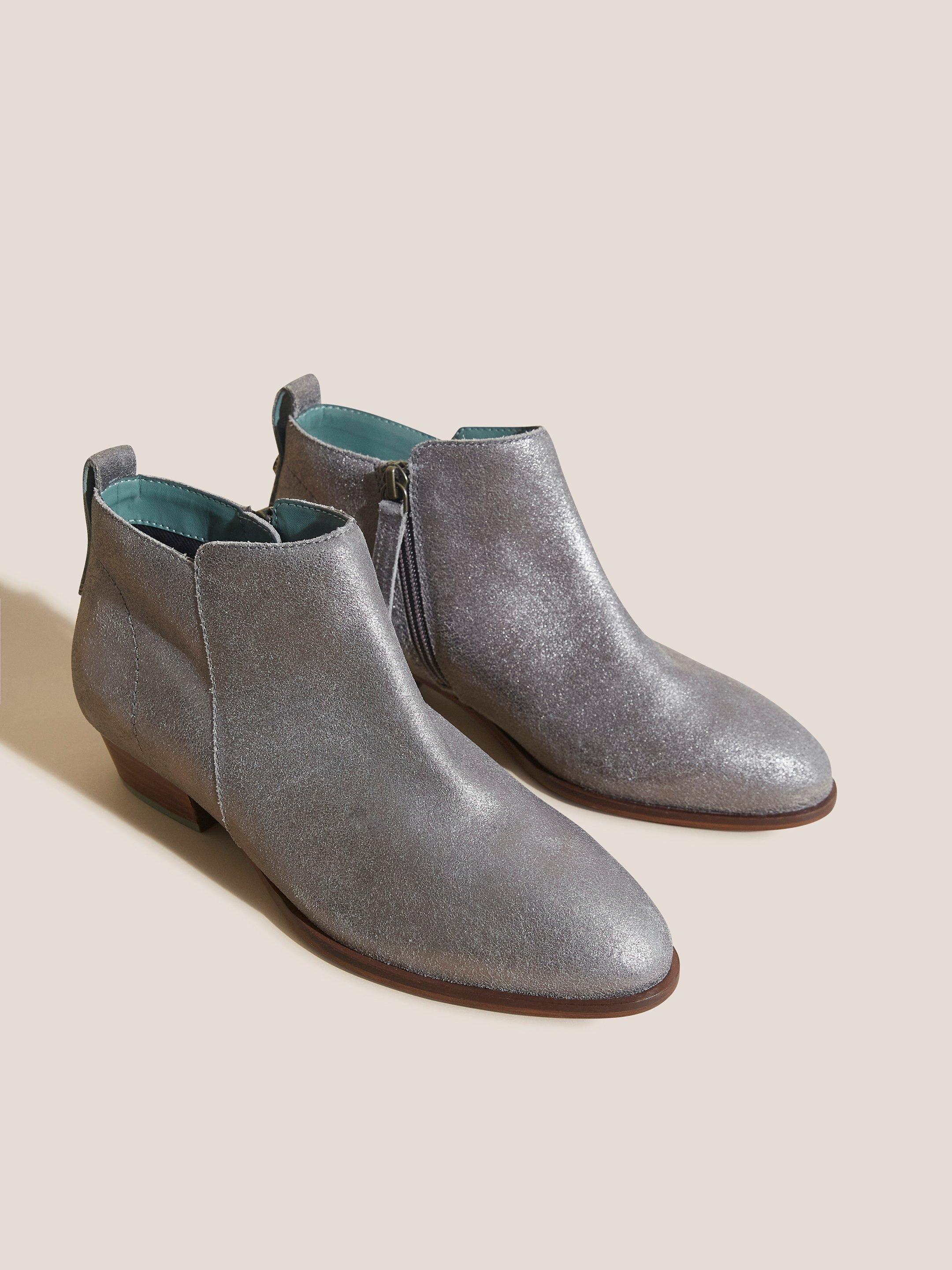 Willow Metallic Ankle Boot in PEWTER MET - FLAT FRONT