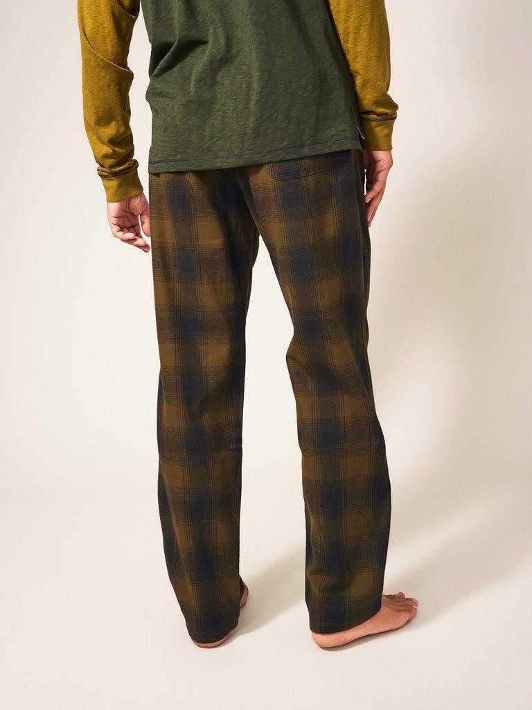 Leyland PJ Trouser in MID GREEN - MODEL BACK