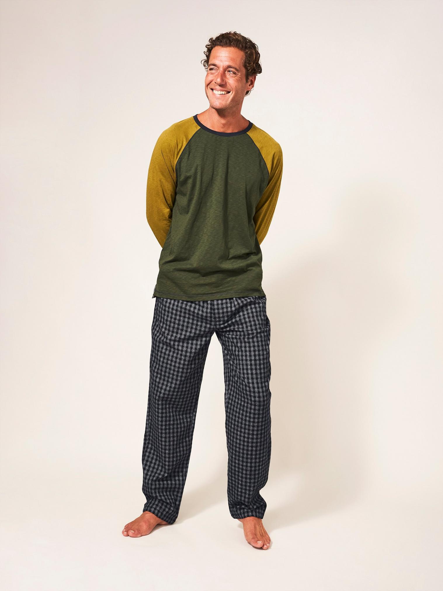 Leyland PJ Trouser in WASHED BLK - LIFESTYLE