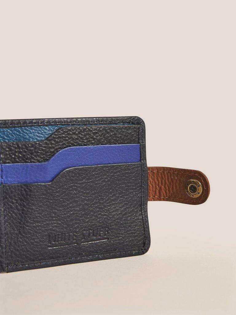 Marcus Leather Wallet in DARK NAVY - FLAT BACK