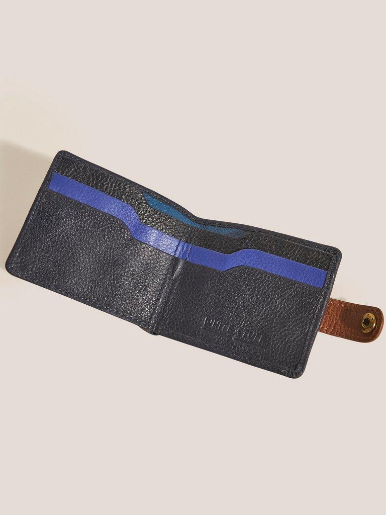 Marcus Leather Wallet in DARK NAVY - FLAT DETAIL
