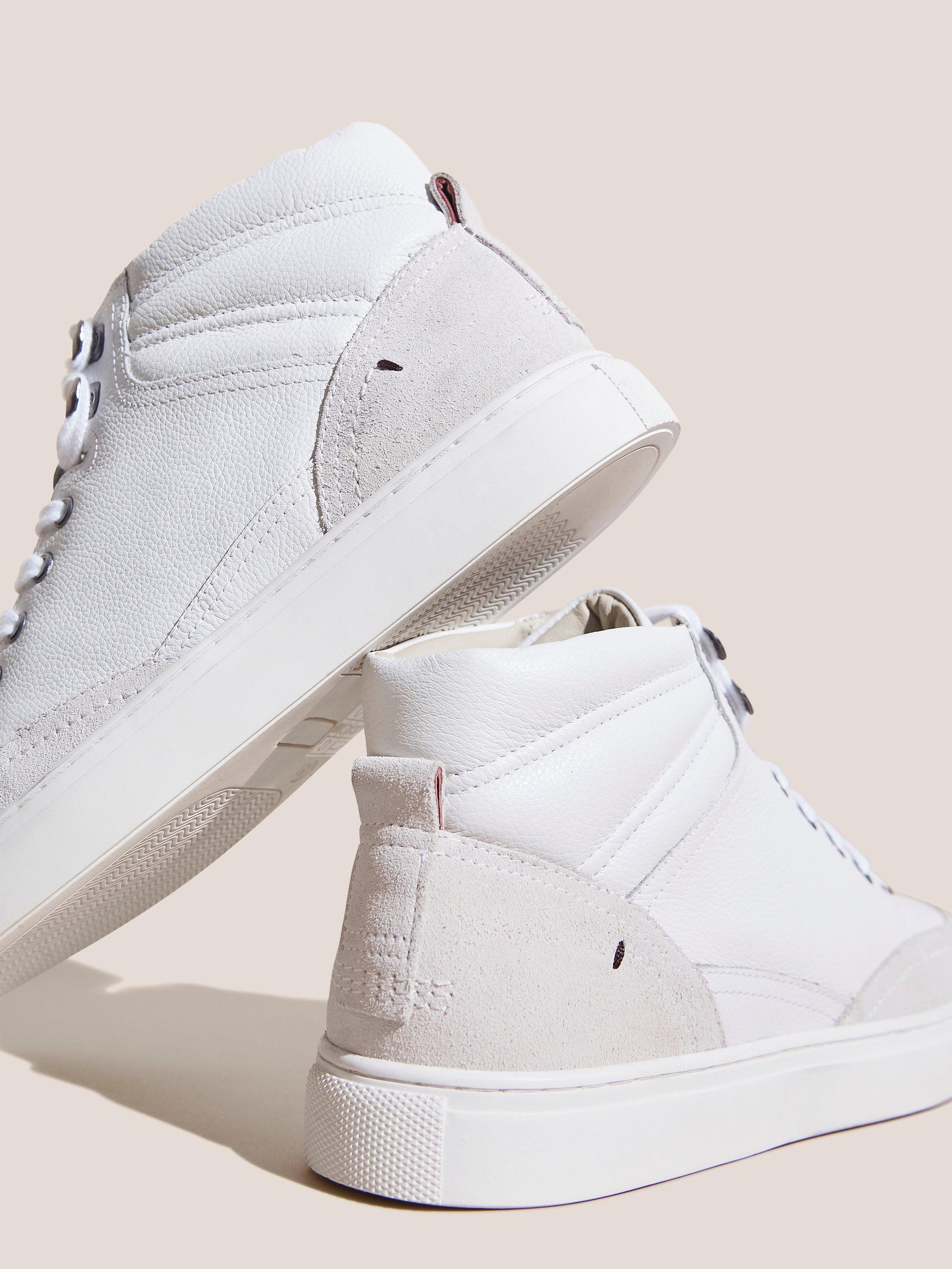 Woody Leather High Top Trainer in NAT WHITE - FLAT BACK