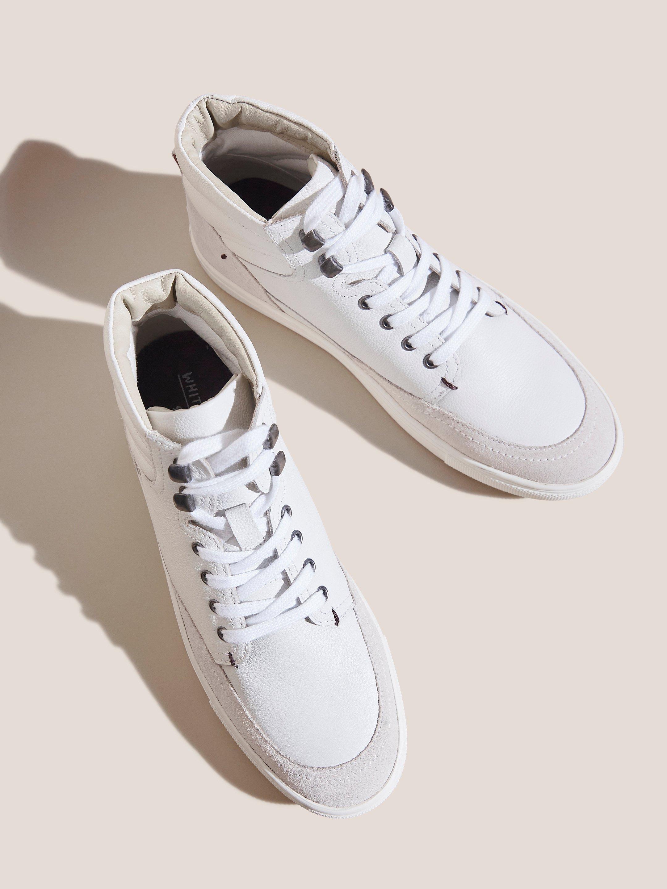 Woody Leather High Top Trainer in NAT WHITE - FLAT DETAIL