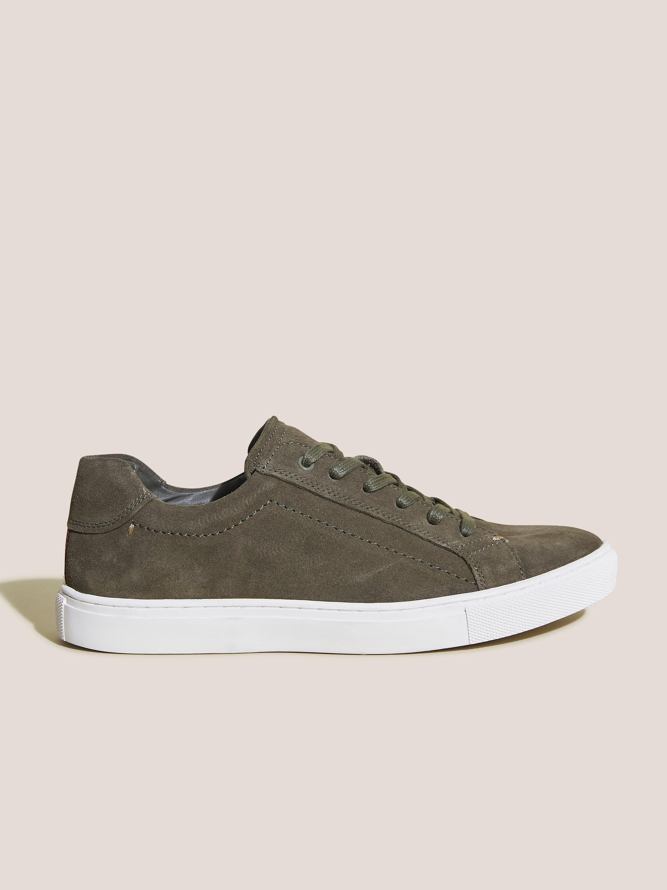 Woody Leather Trainer in KHAKI GRN - MODEL FRONT