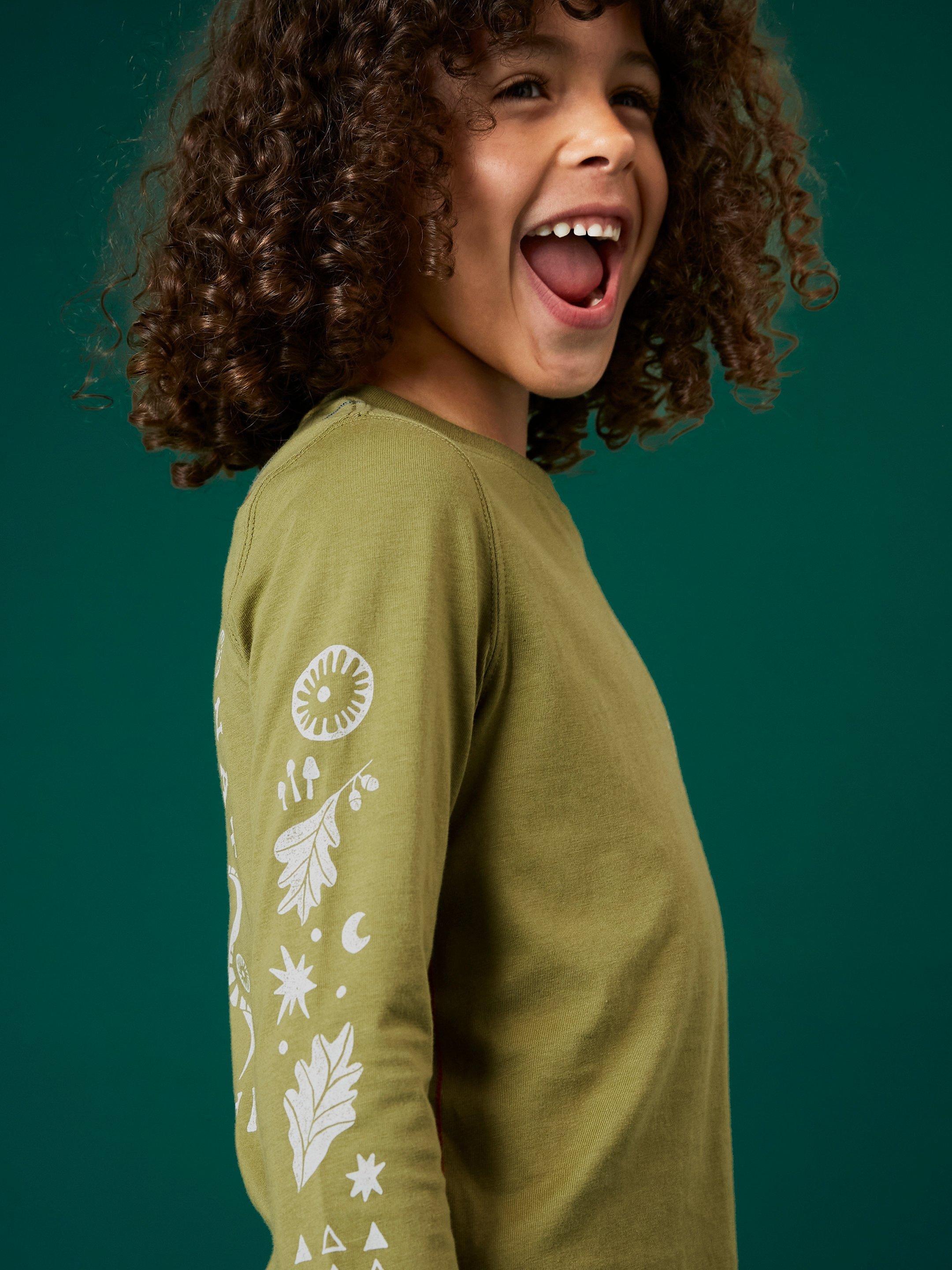 Alex Long Sleeve Graphic Tee in MID GREEN - MODEL DETAIL