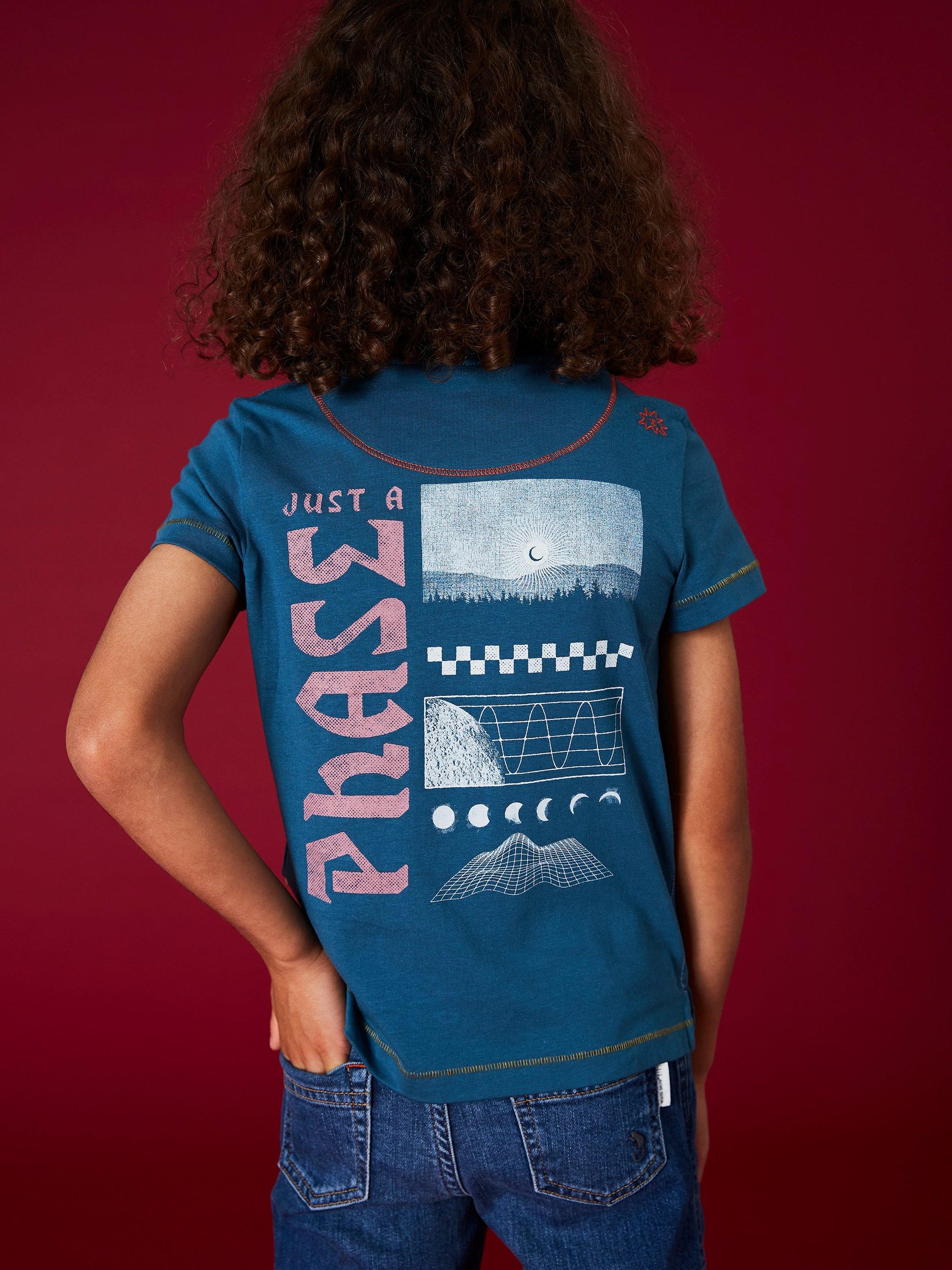 Alex Short Sleeve Graphic Tee in MID TEAL - MODEL BACK