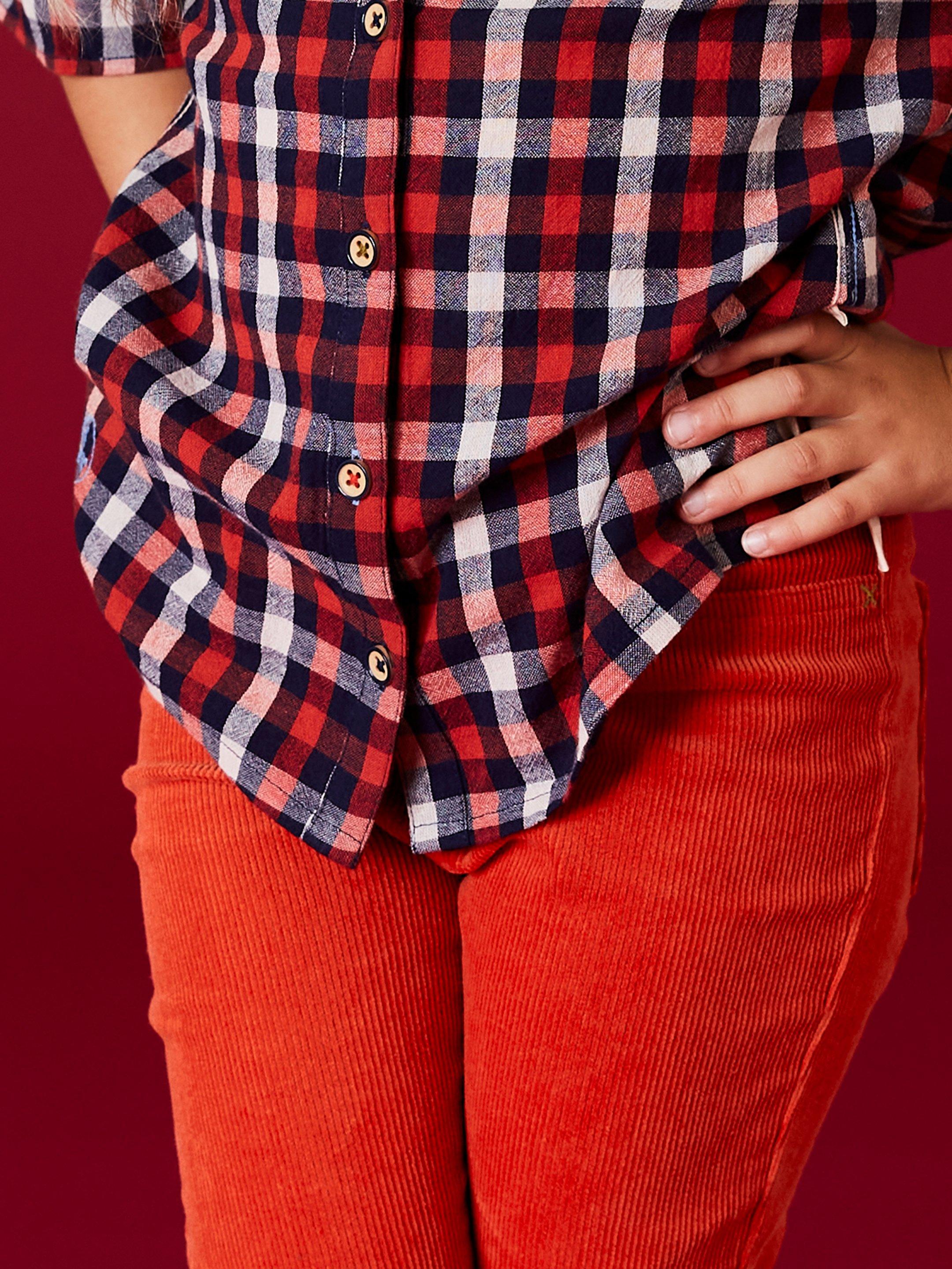 Cord Jegging in MID RED - MODEL DETAIL