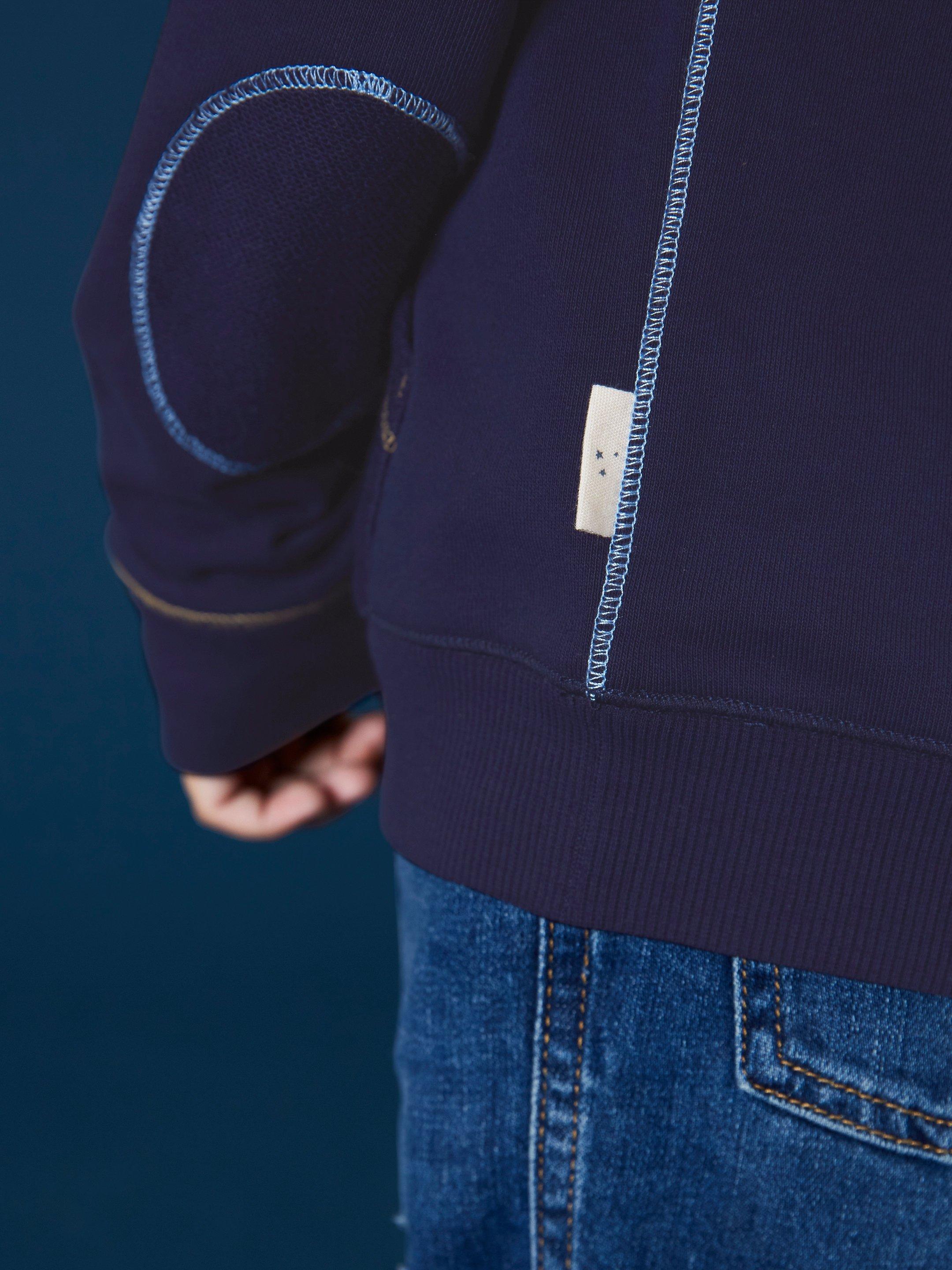 Asher Overhead Sweat in DARK NAVY - MODEL DETAIL