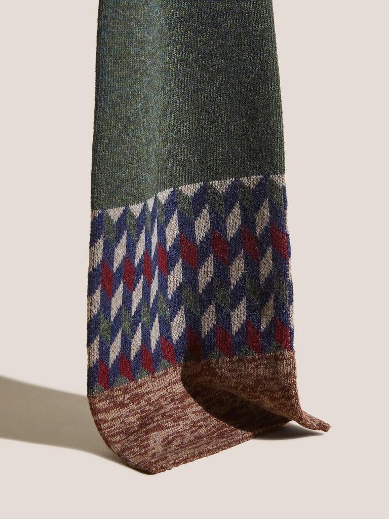 Geometric Lambswool Scarf in GREEN MLT - FLAT FRONT