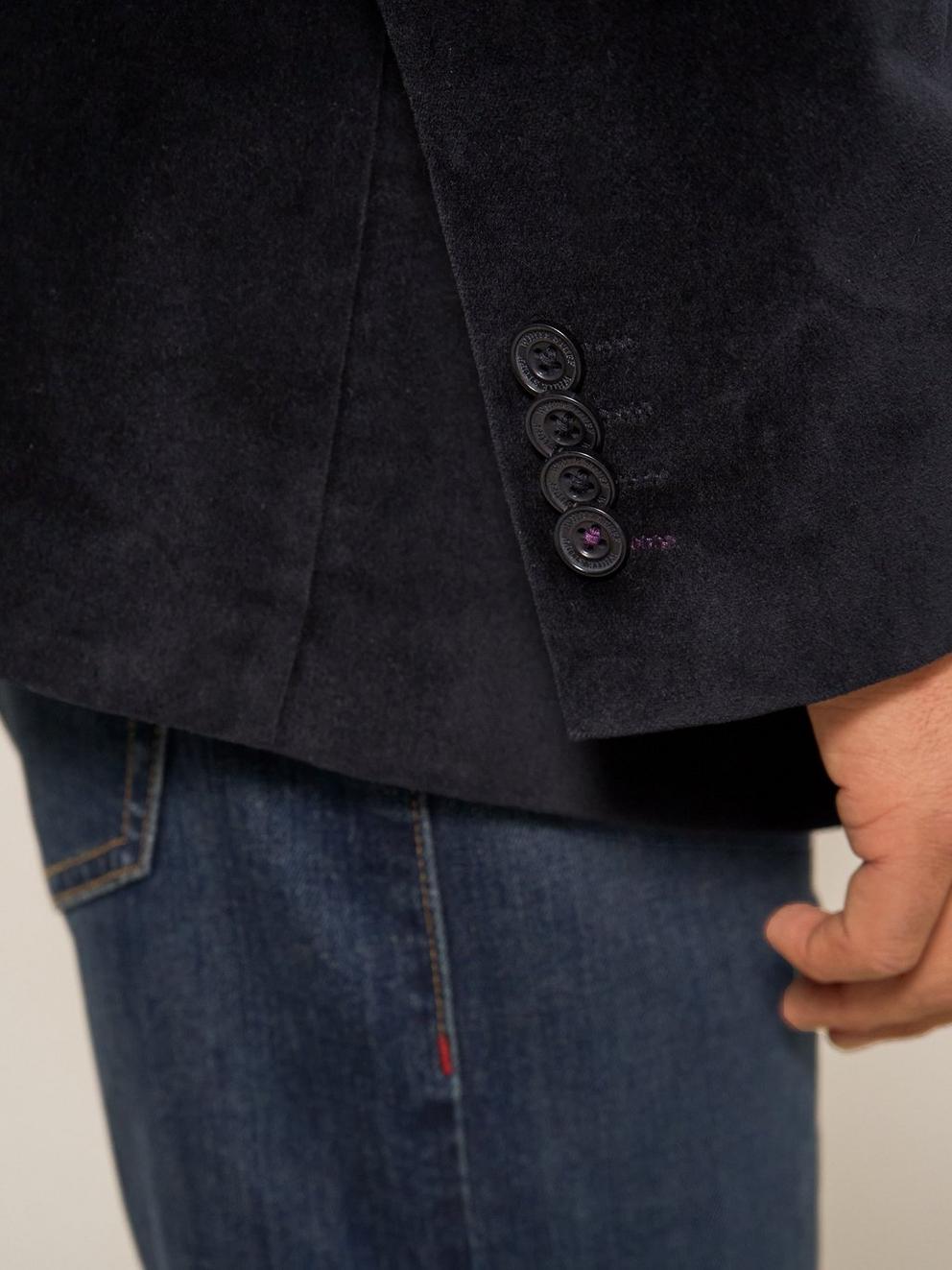 Mens Velvet Blazer in PURE BLK - MODEL DETAIL