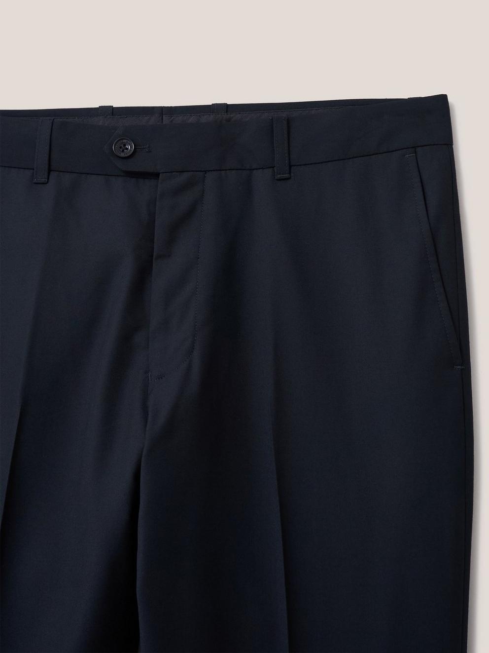 Gerrard Trouser in PURE BLK - FLAT DETAIL