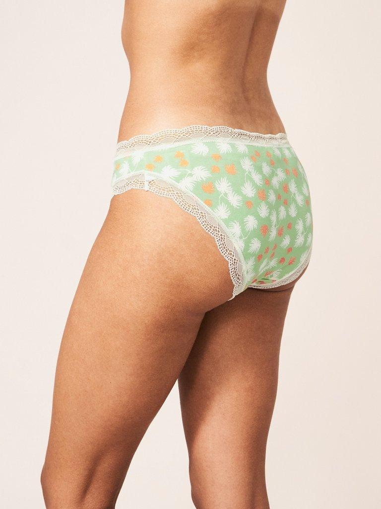 Palm Knicker in GREEN PR - MODEL BACK