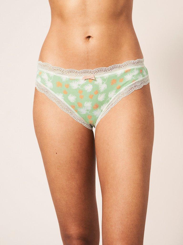 Palm Knicker in GREEN PR - MODEL FRONT