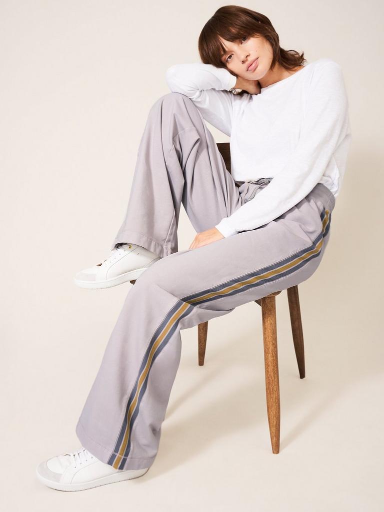 White stuff clearance jogging bottoms