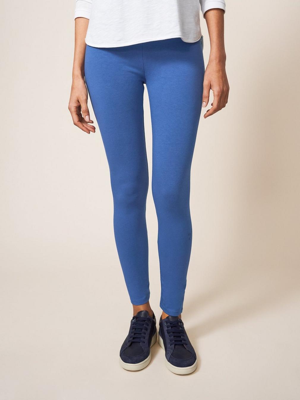 Maddie Legging in MID BLUE - LIFESTYLE