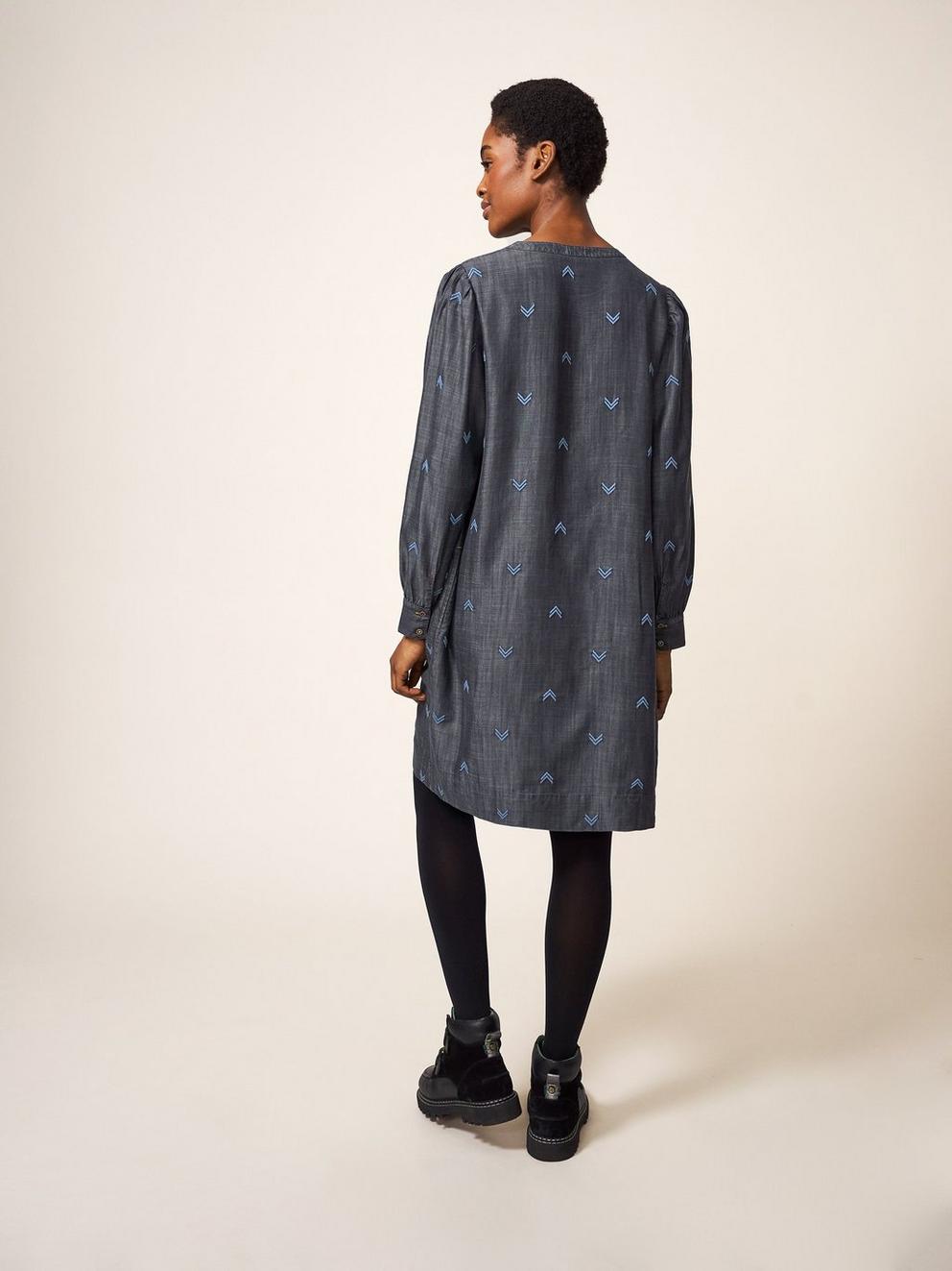 Sofia Emb Shift Dress in GREY MLT - MODEL BACK