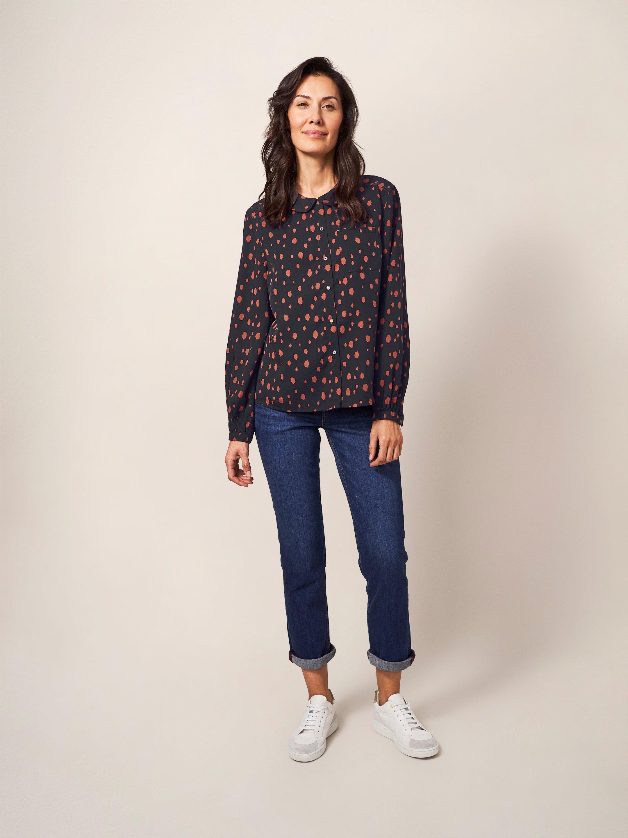 Lucie Shirt in GREY MLT - MODEL FRONT