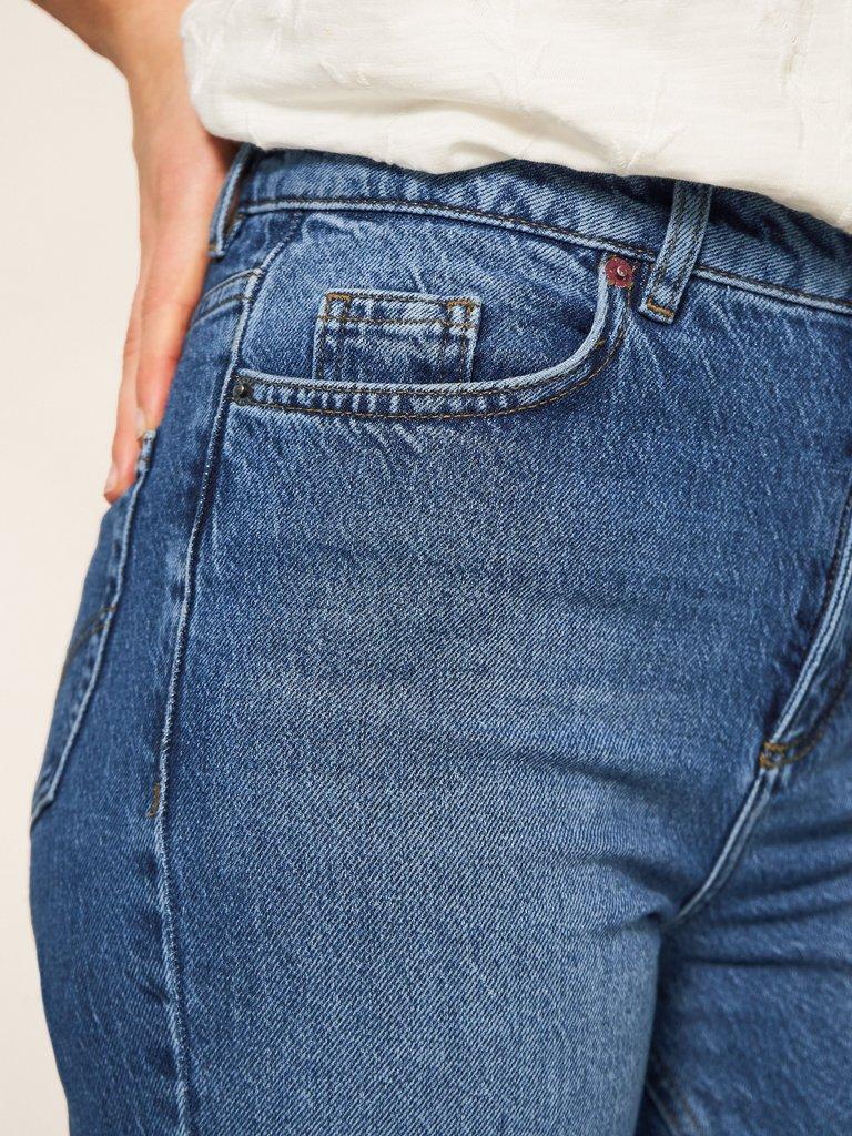 Miley Relaxed Straight Jean in MID DENIM | White Stuff