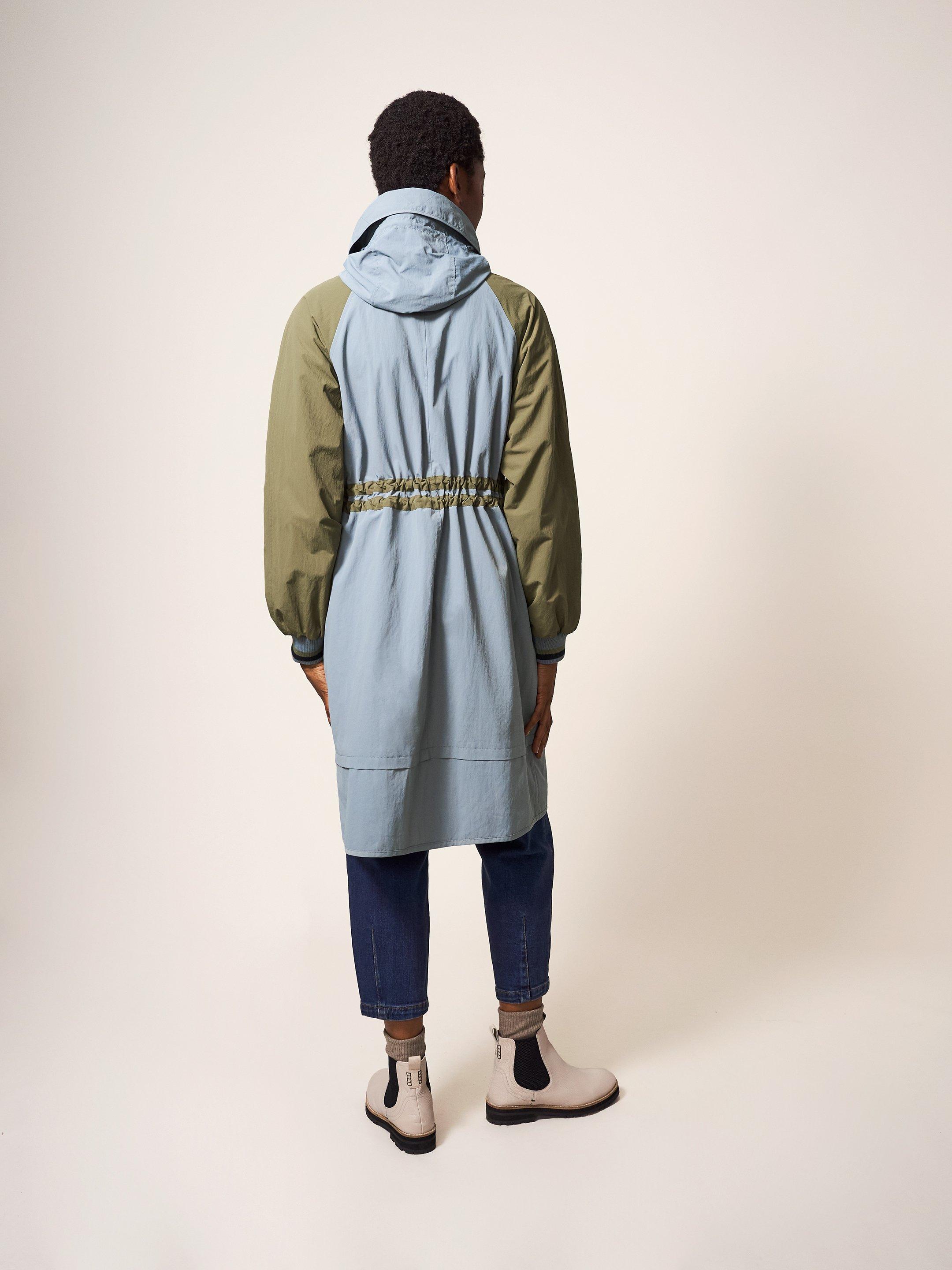 Quinn Parka in BLUE MLT - MODEL BACK