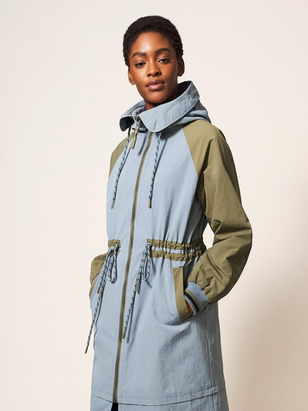 Quinn Parka in BLUE MLT - MODEL FRONT