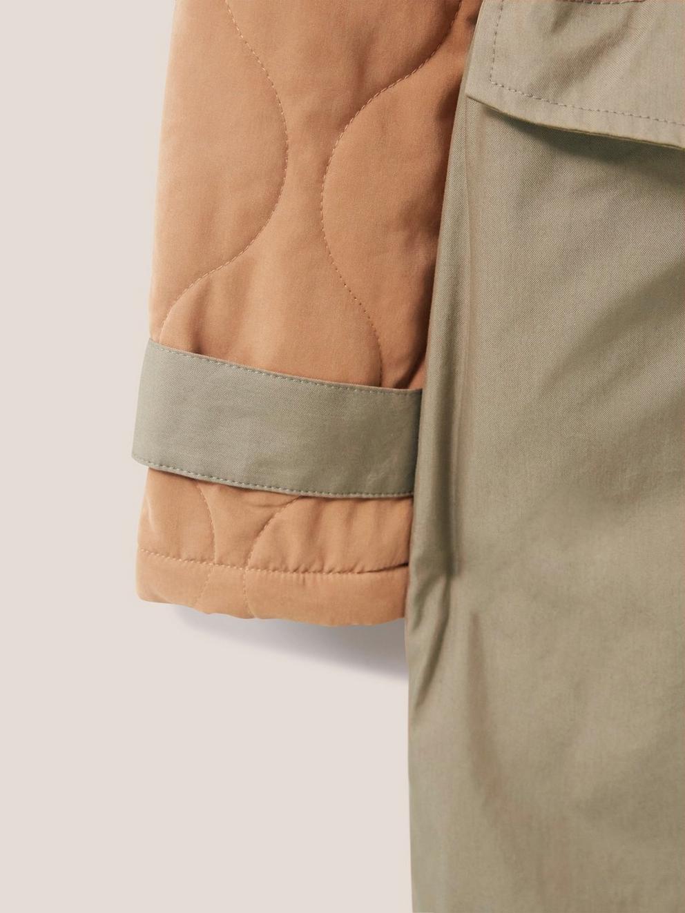 Peyton Quilted Mac in NAT MLT - FLAT DETAIL