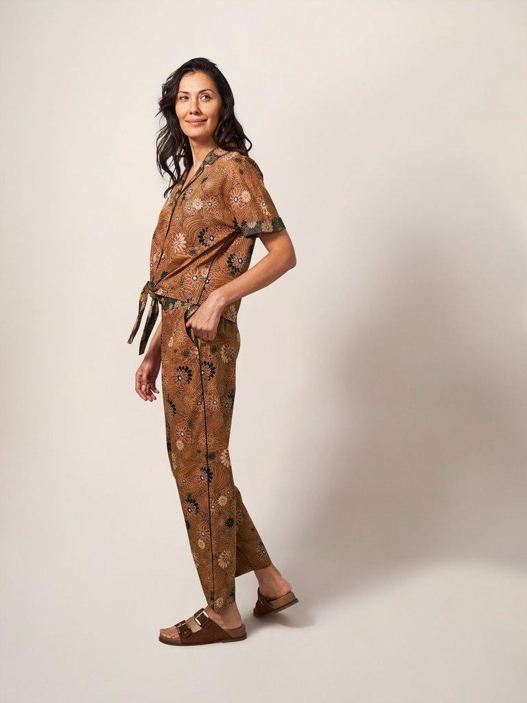Paige Printed Top in ORANGE PR - MODEL FRONT