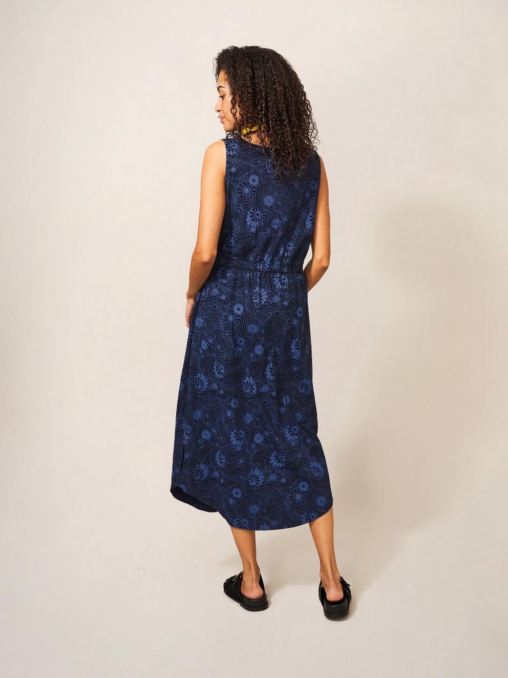 Heidi Jersey Dress in NAVY PR - MODEL BACK