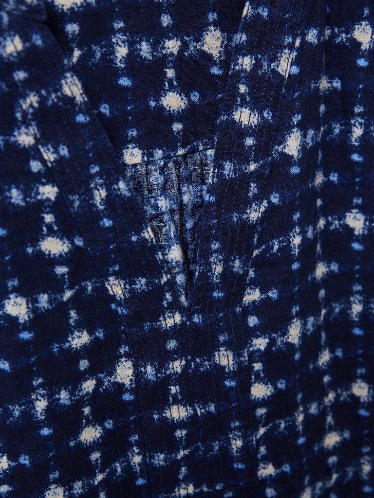 June Linen Top in NAVY MULTI - FLAT DETAIL