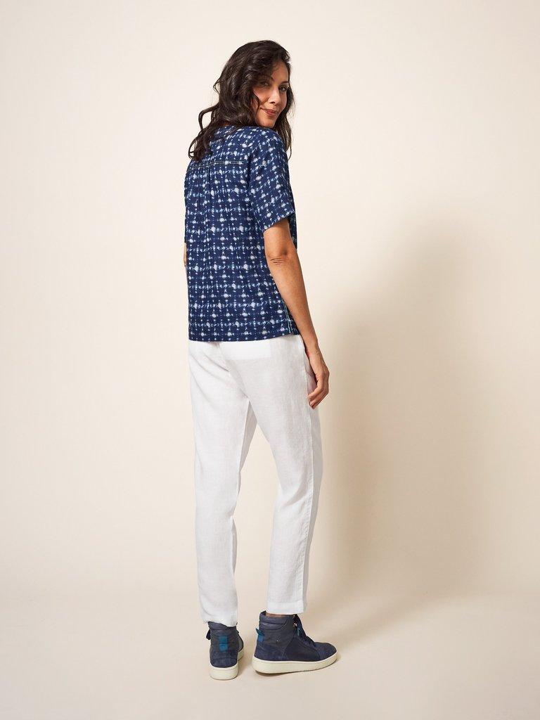 June Linen Top in NAVY MULTI - MODEL BACK