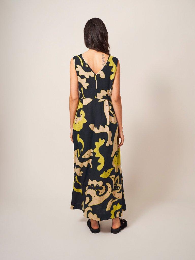 Gigi Linen Maxi Dress in BLK MLT - MODEL BACK