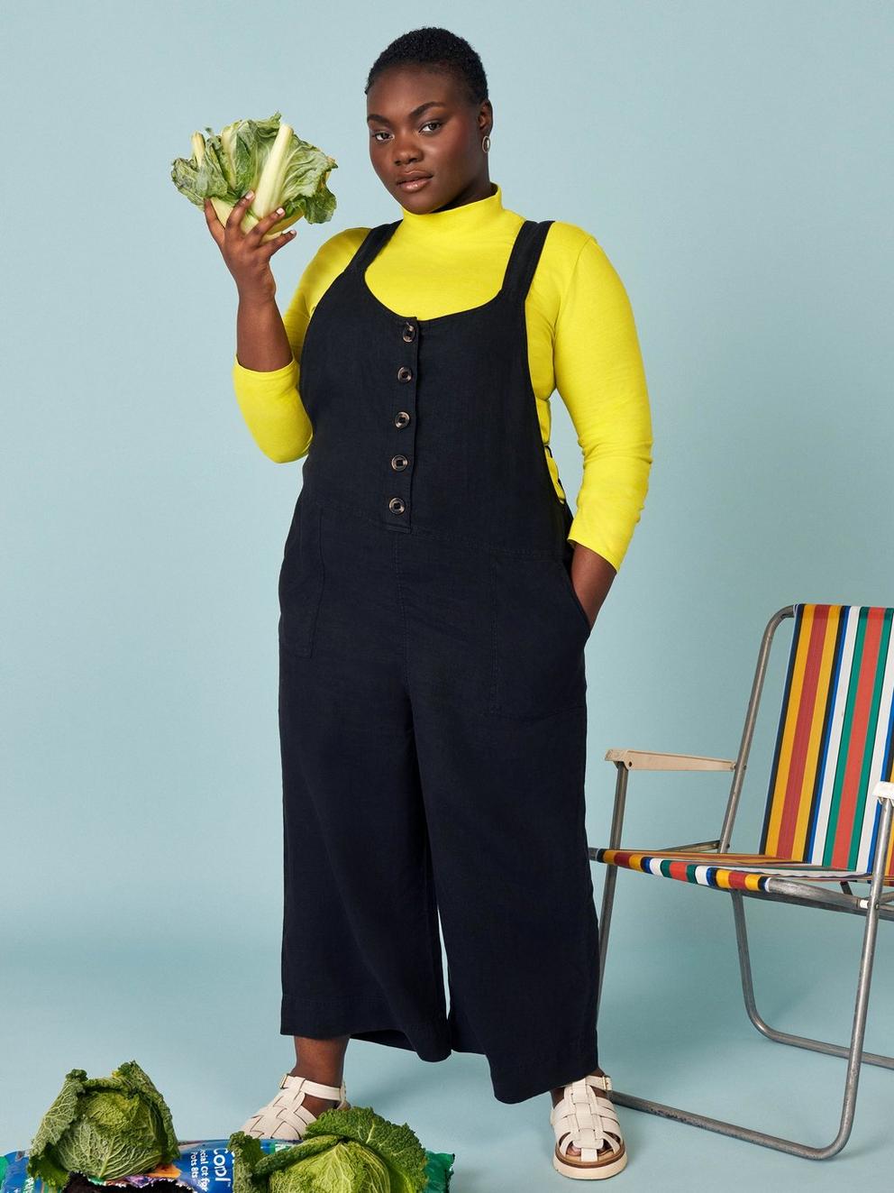 Viola Dungaree Linen in PURE BLK - MIXED