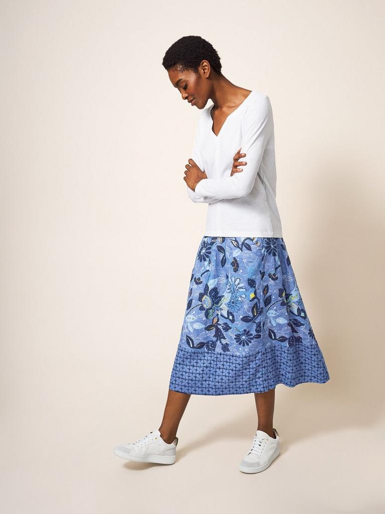 Ciara Linen Skirt in BLUE MLT - MODEL FRONT