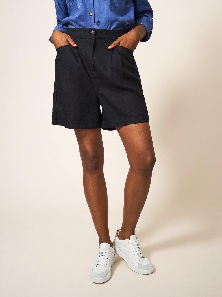 Rowena Linen Short in PURE BLK - MODEL FRONT