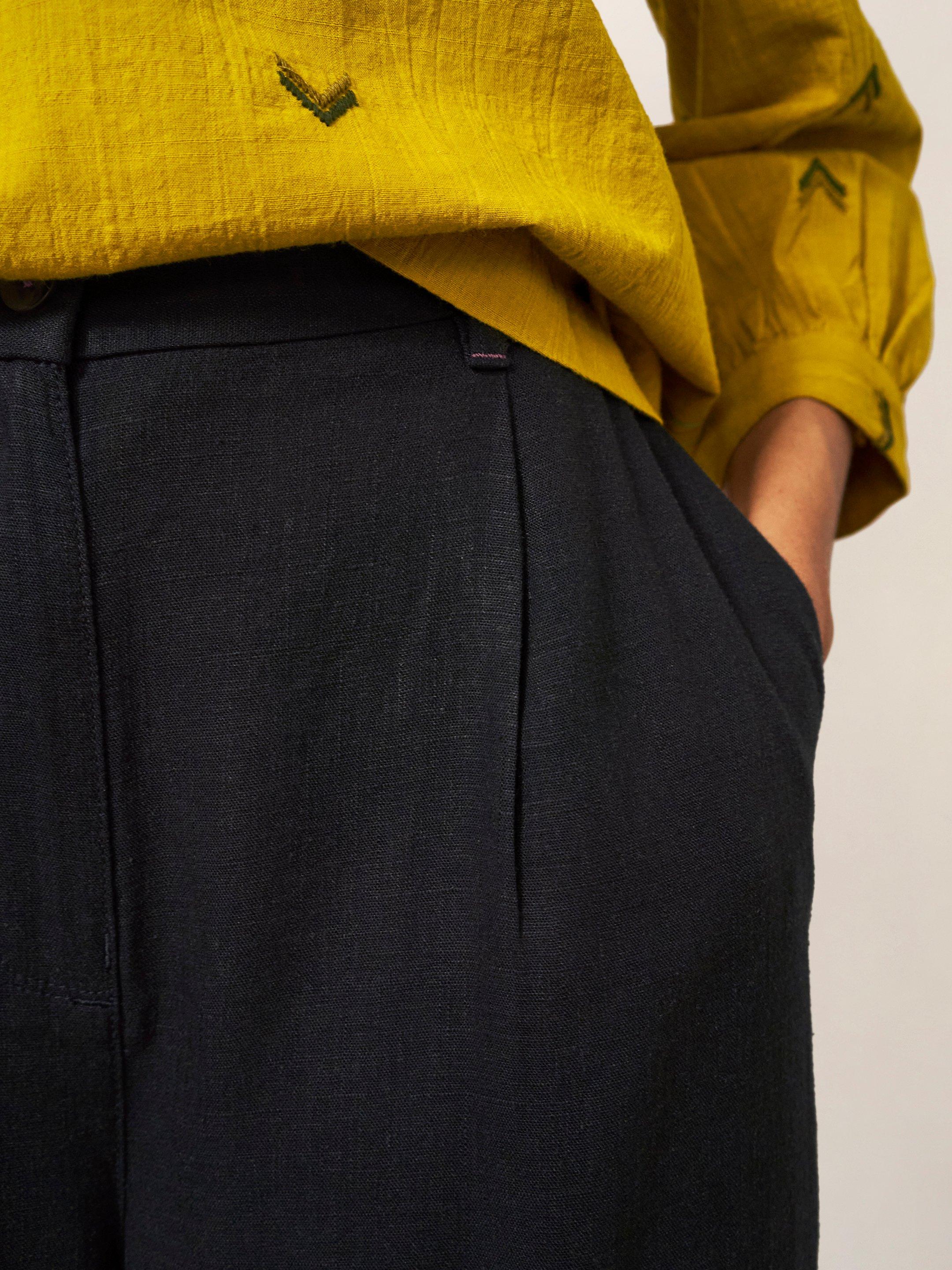 Lucinda Wide Leg Trouser in PURE BLK - MODEL DETAIL