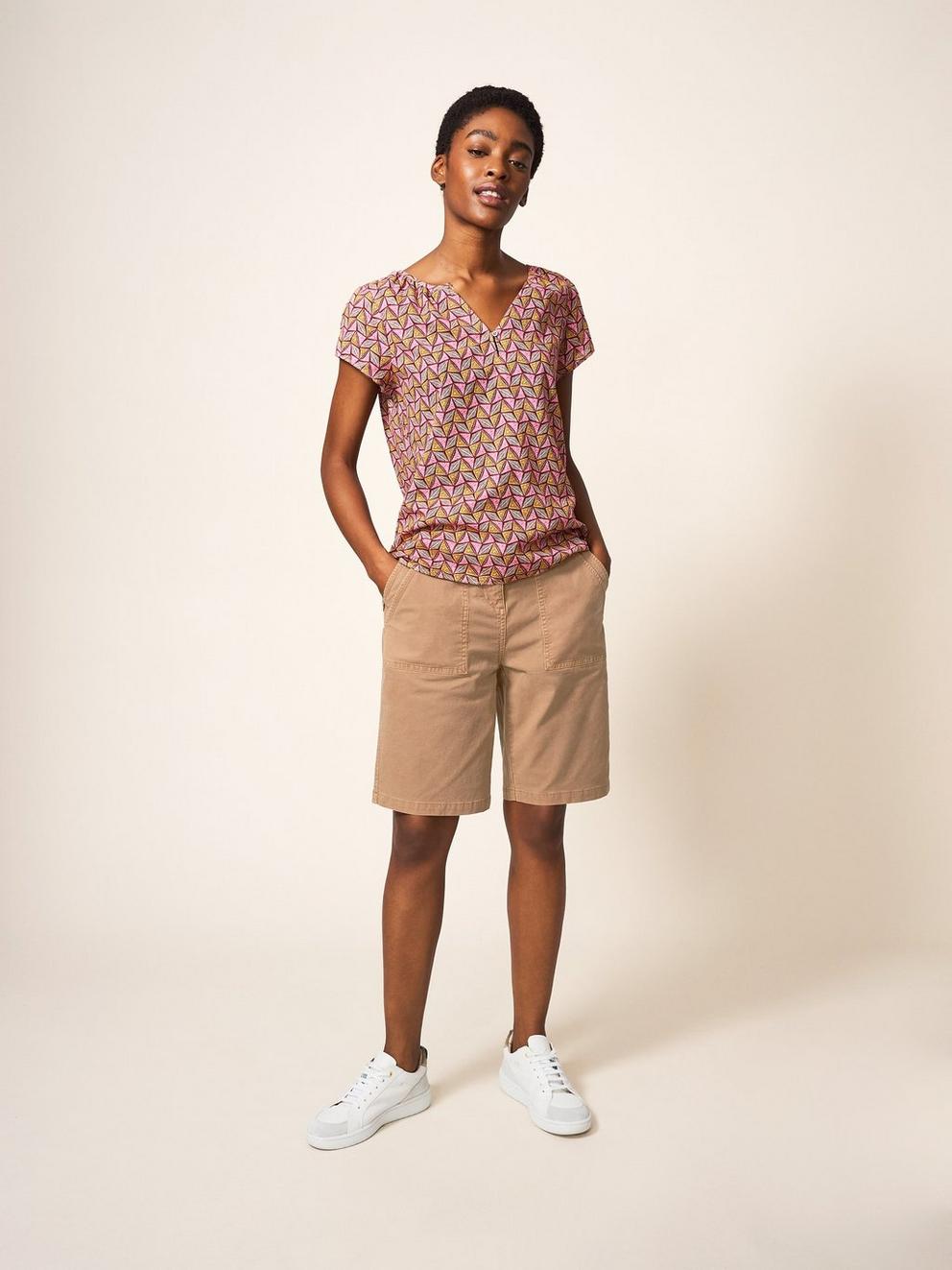 Twister Chino Short in MID TAN - LIFESTYLE
