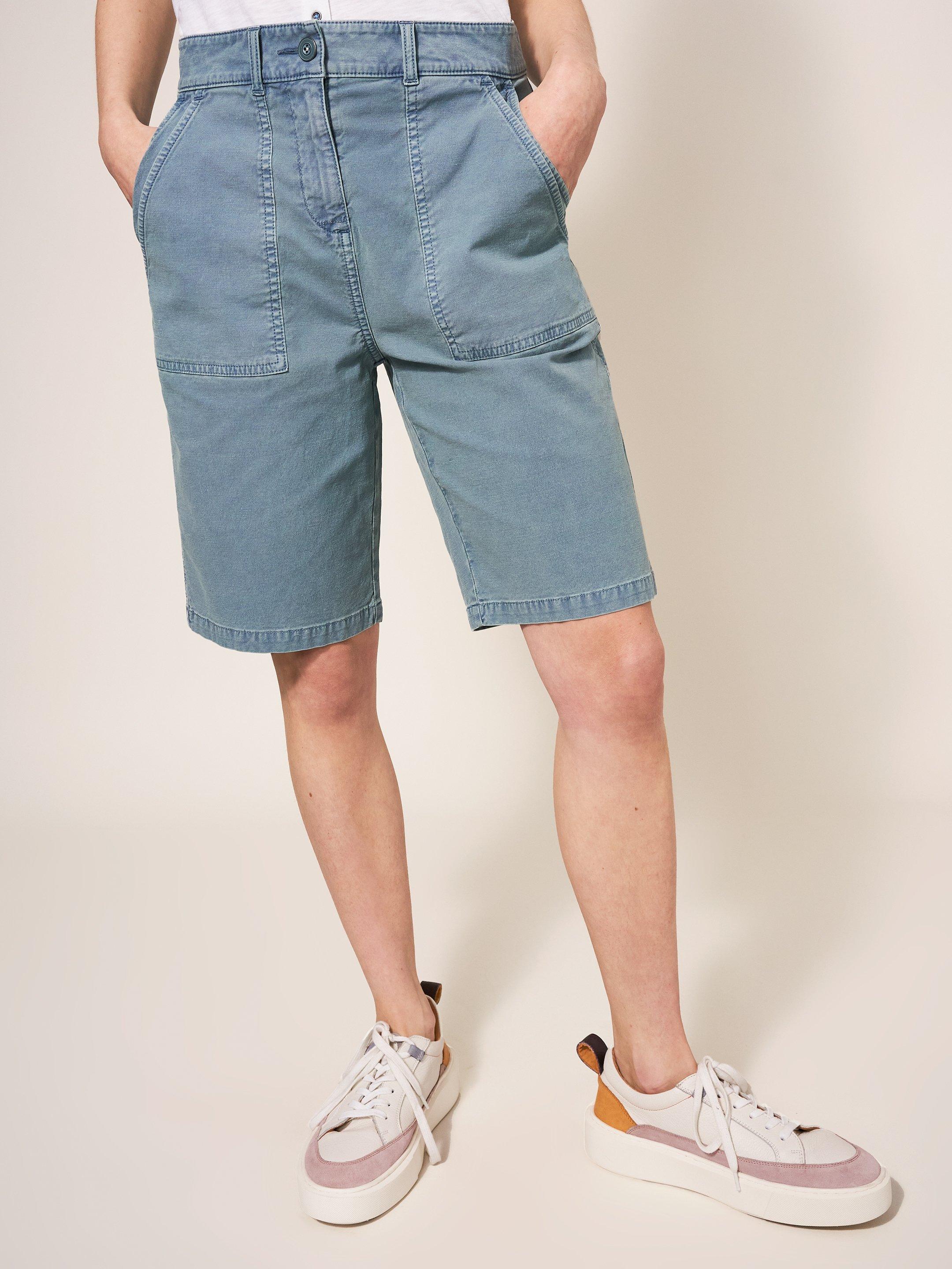 Twister Chino Short in MID TEAL - MODEL FRONT