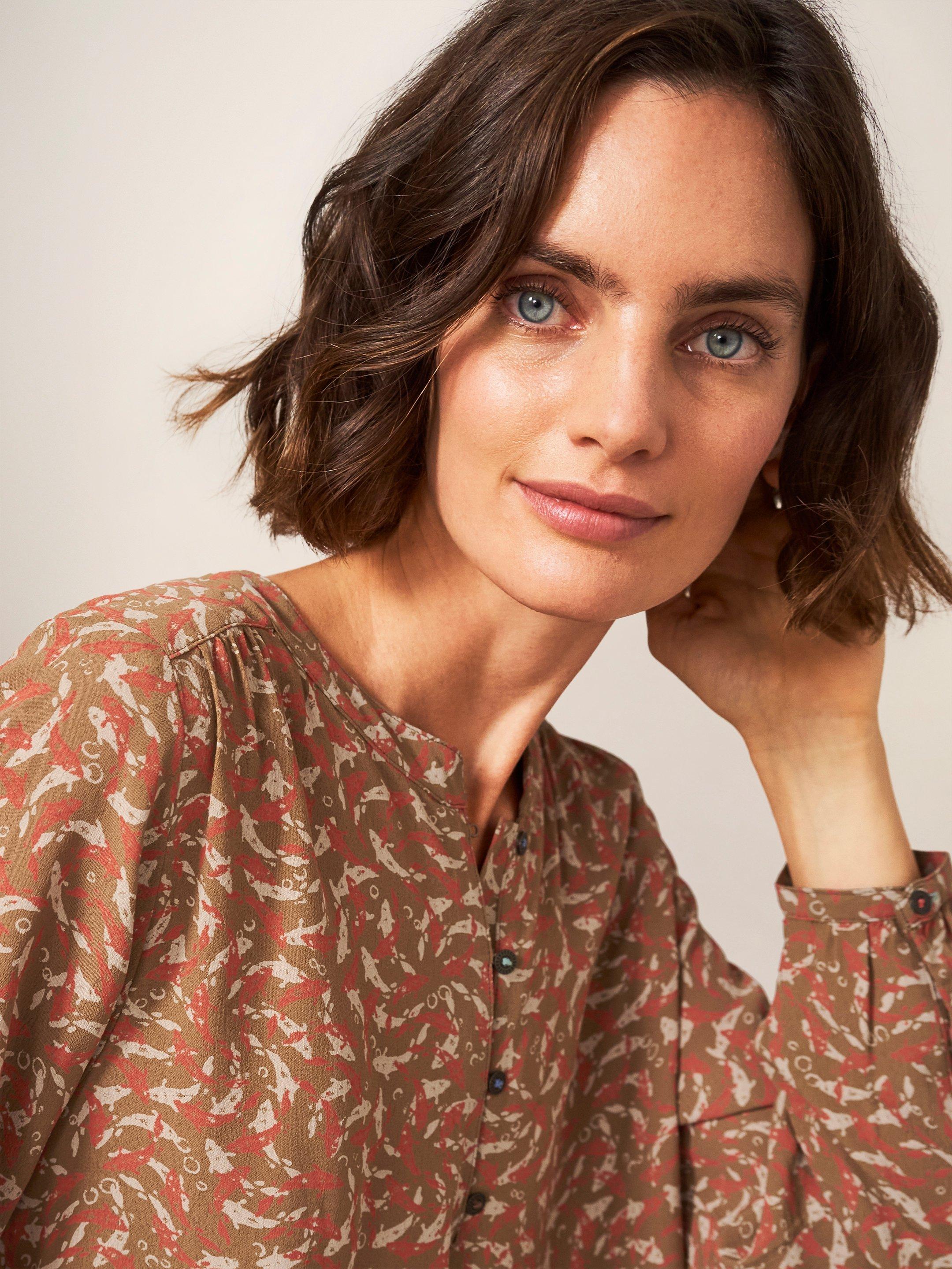 Mila Top Bicolor Chantilly / Navy main image 1