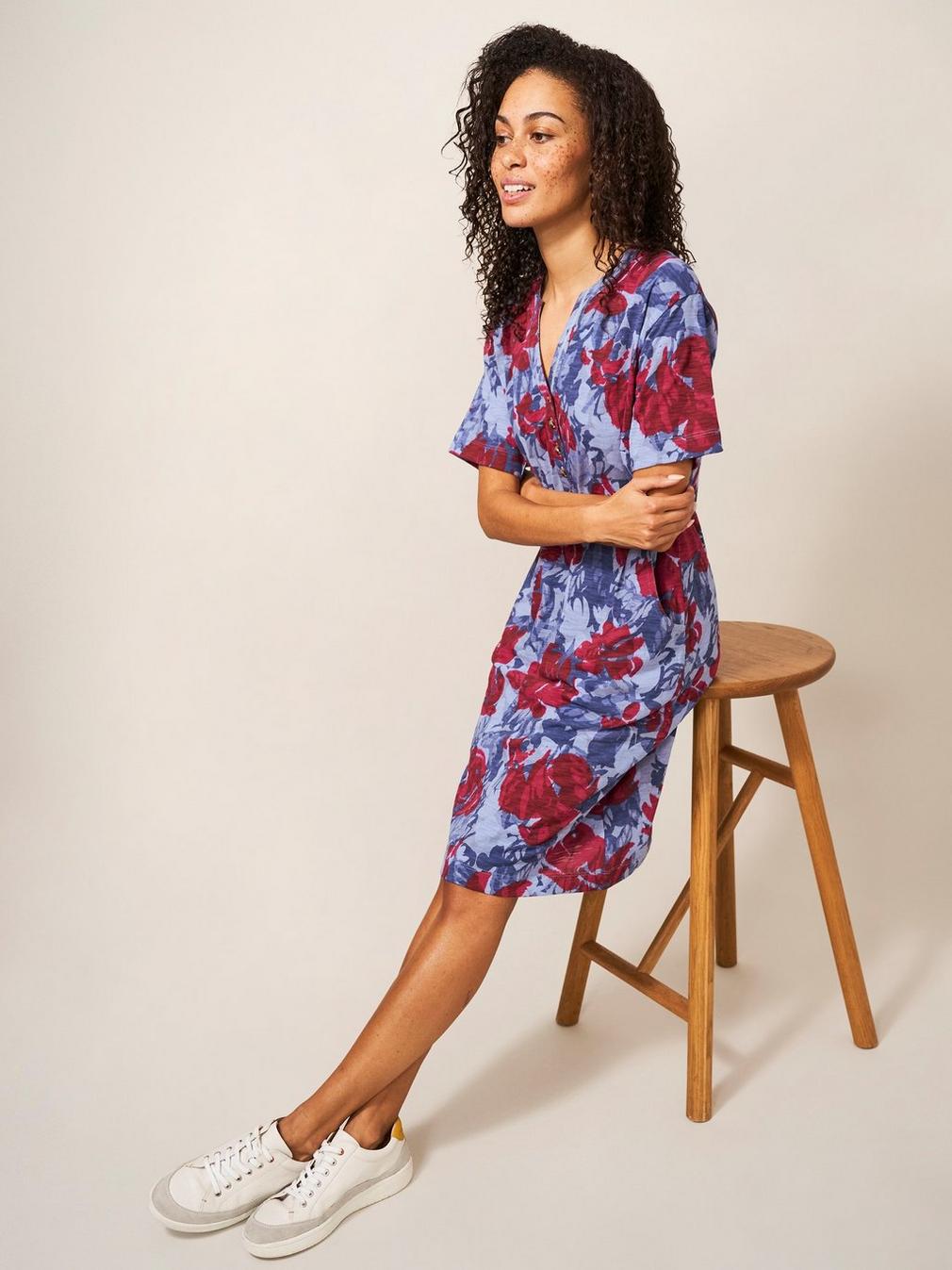 Tammy Cotton Jersey Dress in BLUE MLT - LIFESTYLE