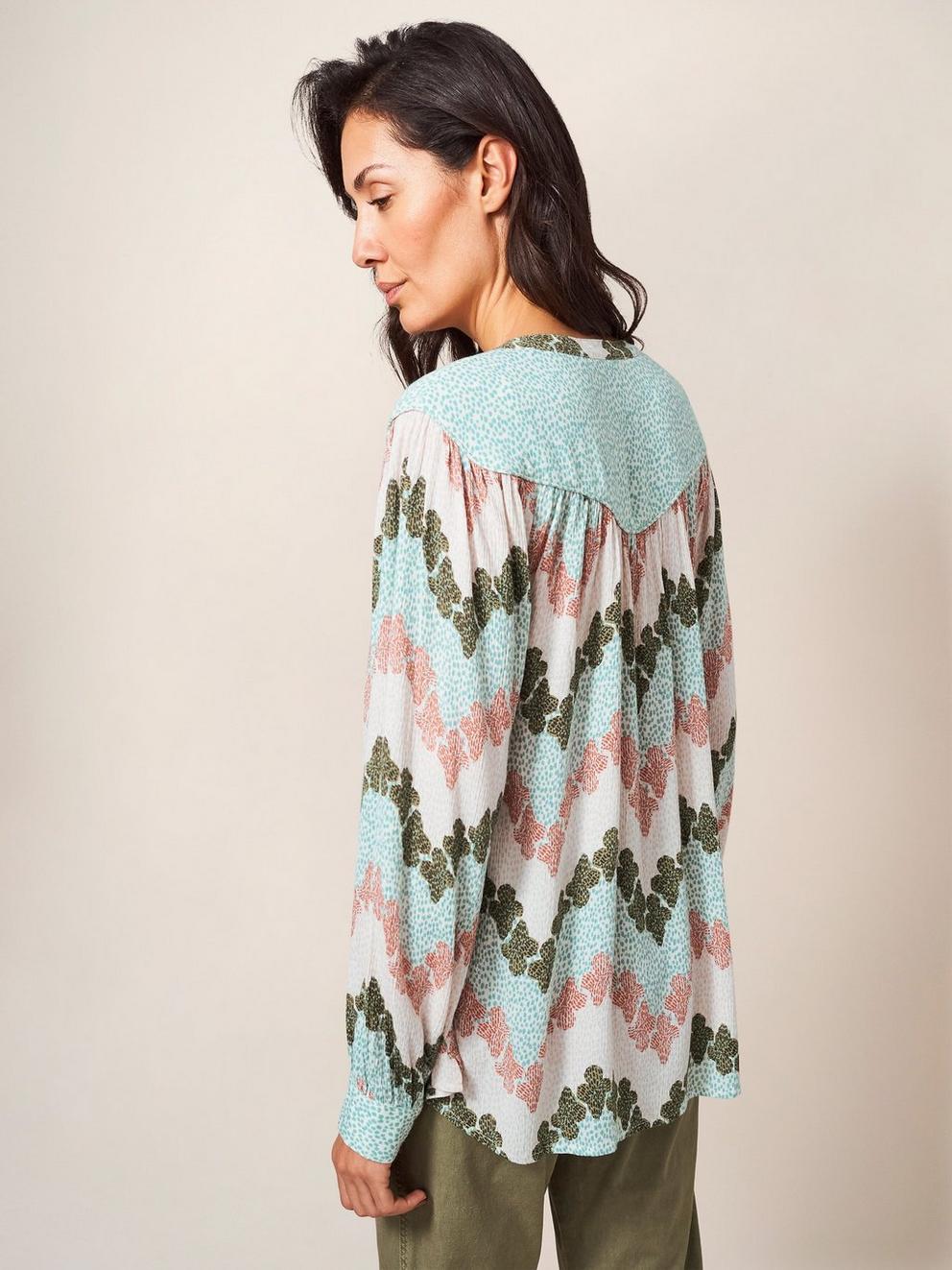 Luna Yoke Shirt in IVORY MLT - MODEL BACK