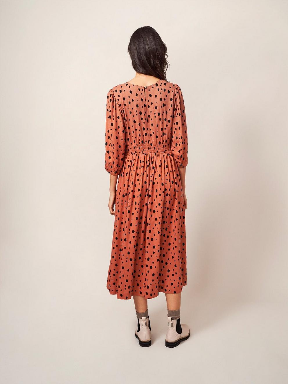 Lucy Short Sleeve Midi Dress in PINK MLT - MODEL BACK
